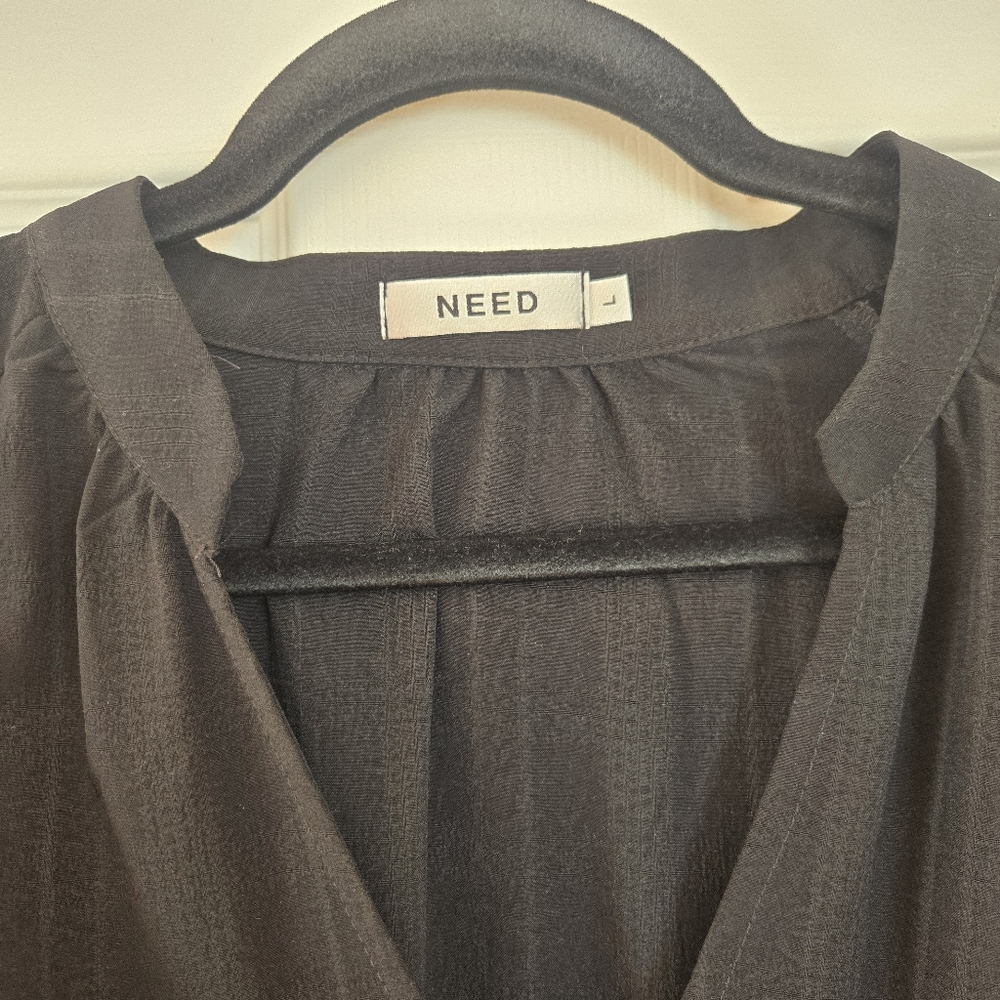 🖤 NEED Black Faux Wrap Maxi Dress Cinched Waist Pockets Size Large - Picture 8 of 17